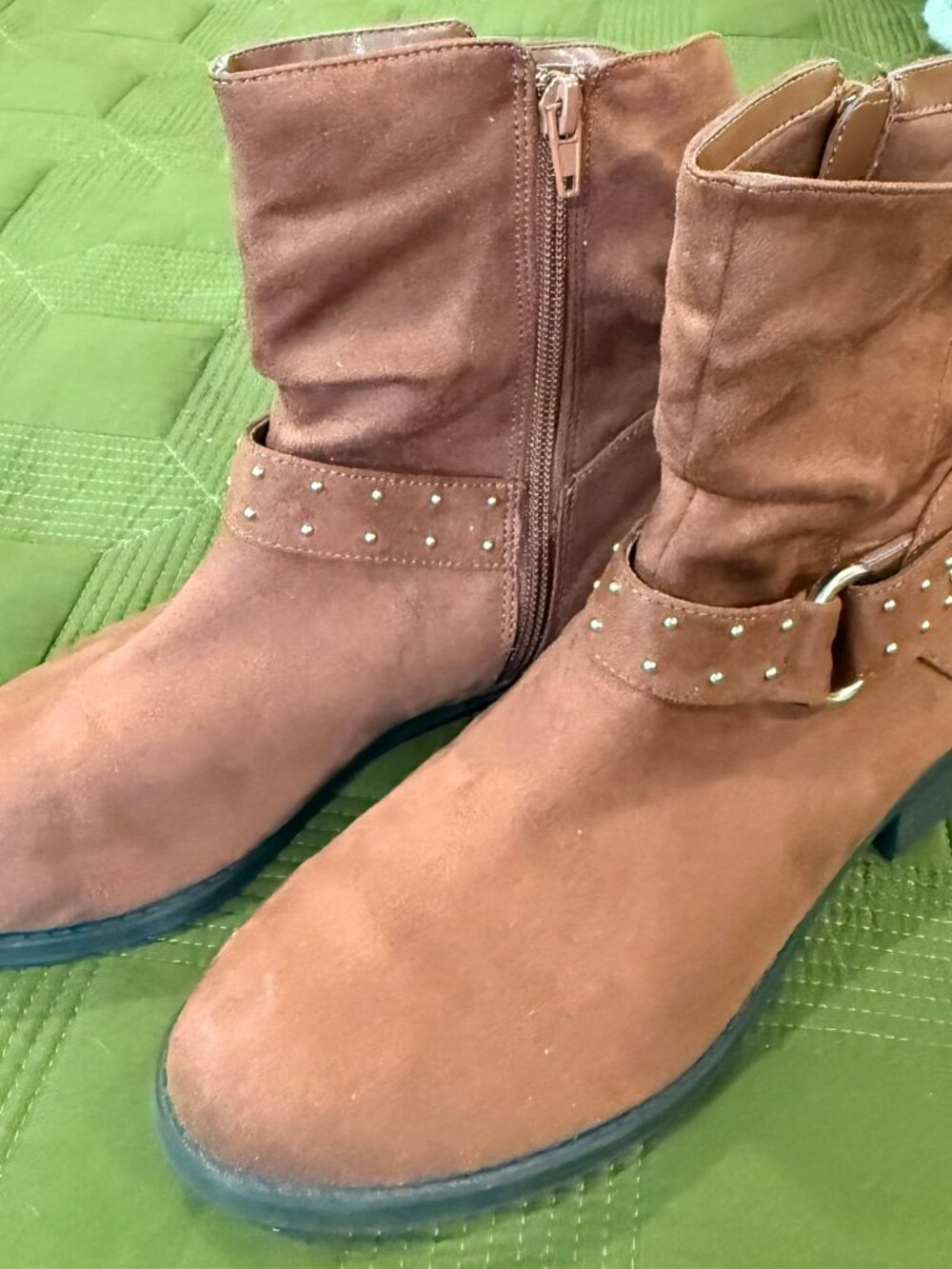 American Eagle Brown Ankle Boots